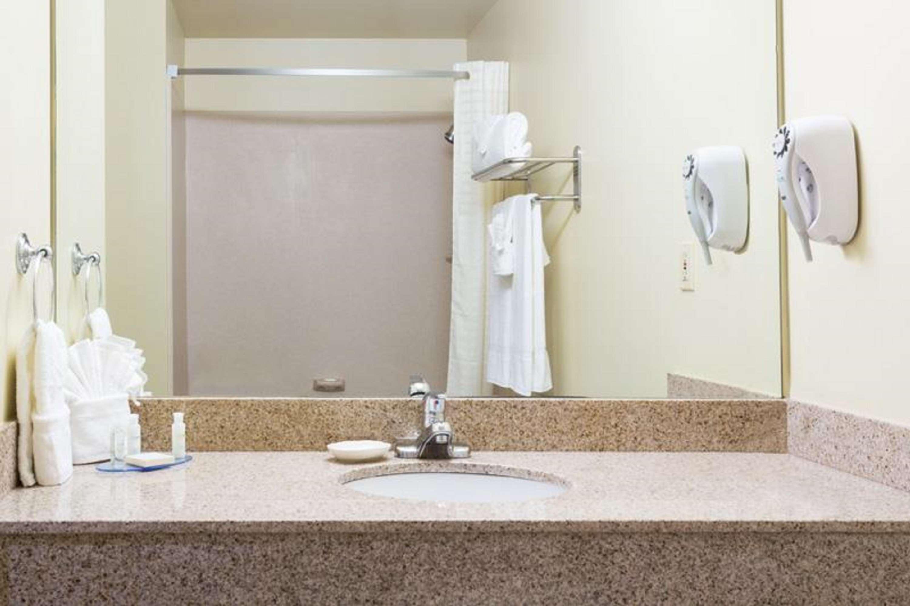Best Western Fort Lauderdale Airport Cruise Port Extérieur photo