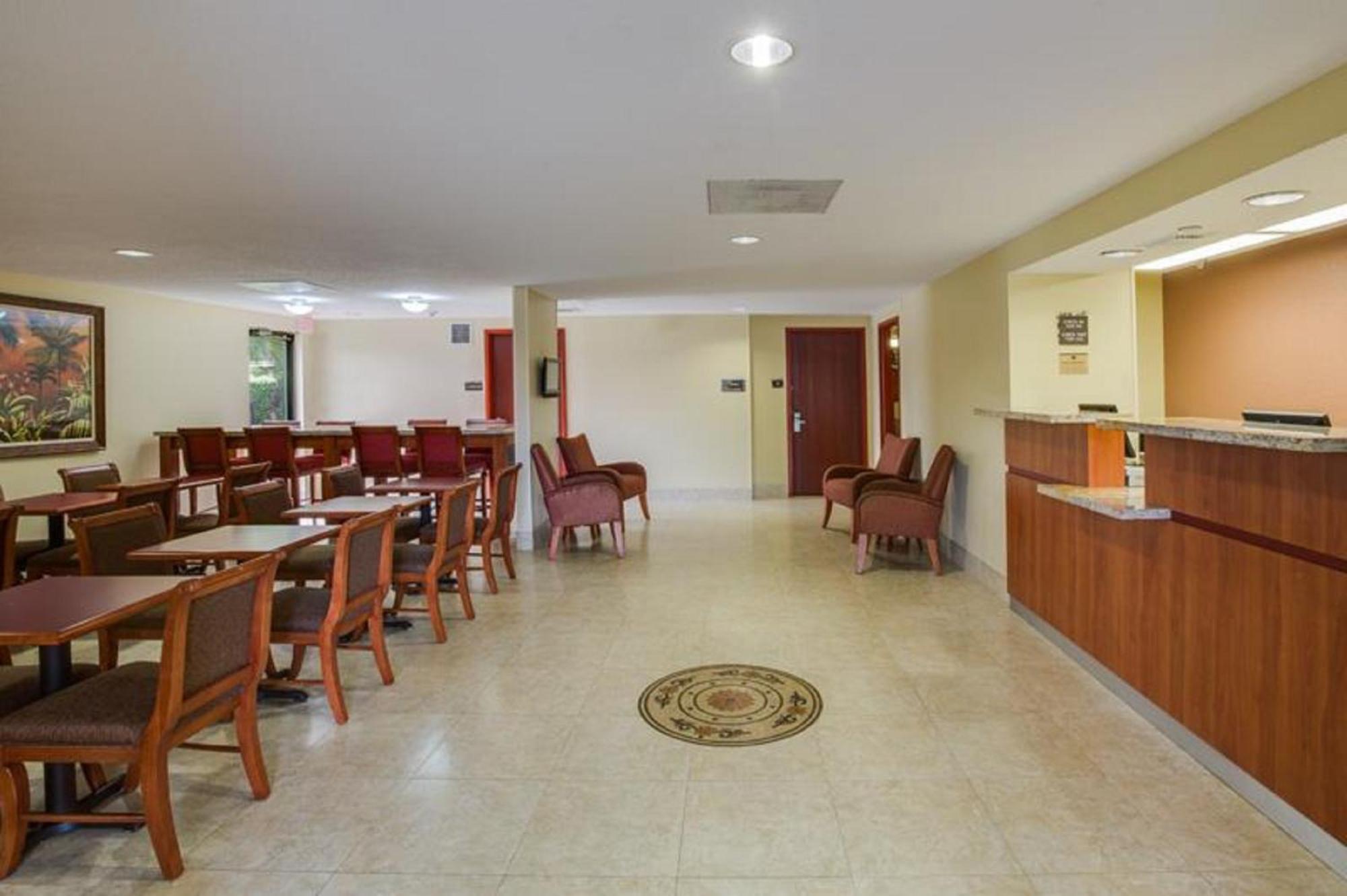 Best Western Fort Lauderdale Airport Cruise Port Extérieur photo